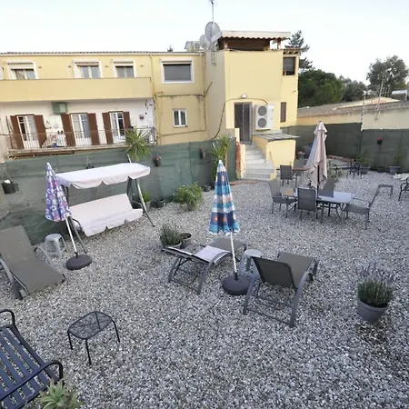 In Corfu Town Homestay *